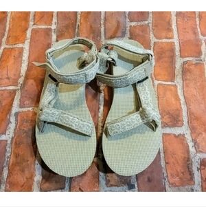 Teva Original Universal ReLoop Sandals Leopard Sz 8 Womens